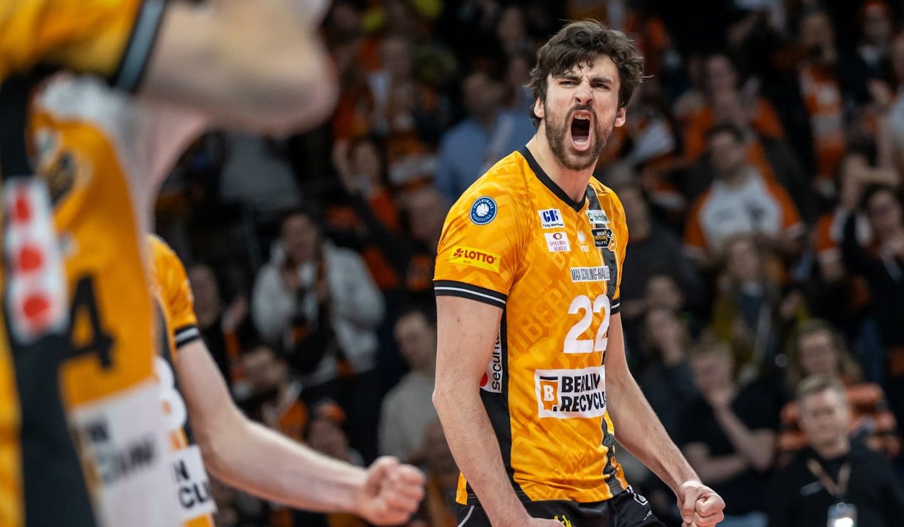 Arbeitssieg gegen guten Aufsteiger - Foto:  Andreas Gora