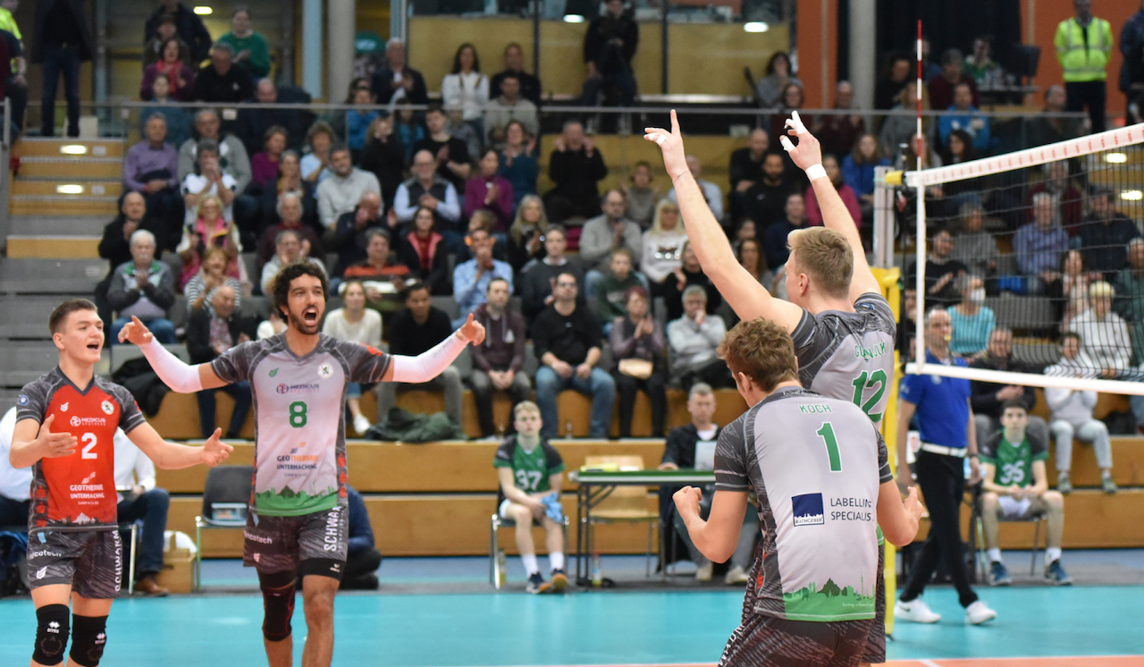 Stimmungsvolles Derby Foto: Günter Panhans Stimmungsvolles Derby - Foto: Günter Panhans