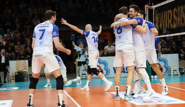 VfB will erste Punkte der Saison - Foto:  Jürgen Engler