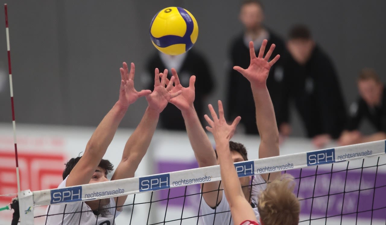 Bocholt bringt einen Punkt aus Dessau mit - Foto:  Jürgen Sabarz