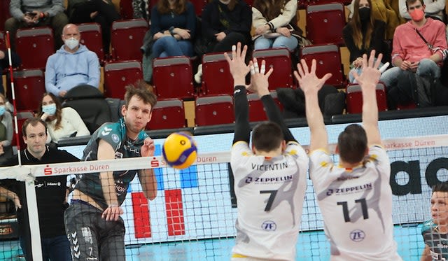 Düren: Überzeugender Heimsieg Foto: powervolleys Düren: Überzeugender Heimsieg - Foto: powervolleys