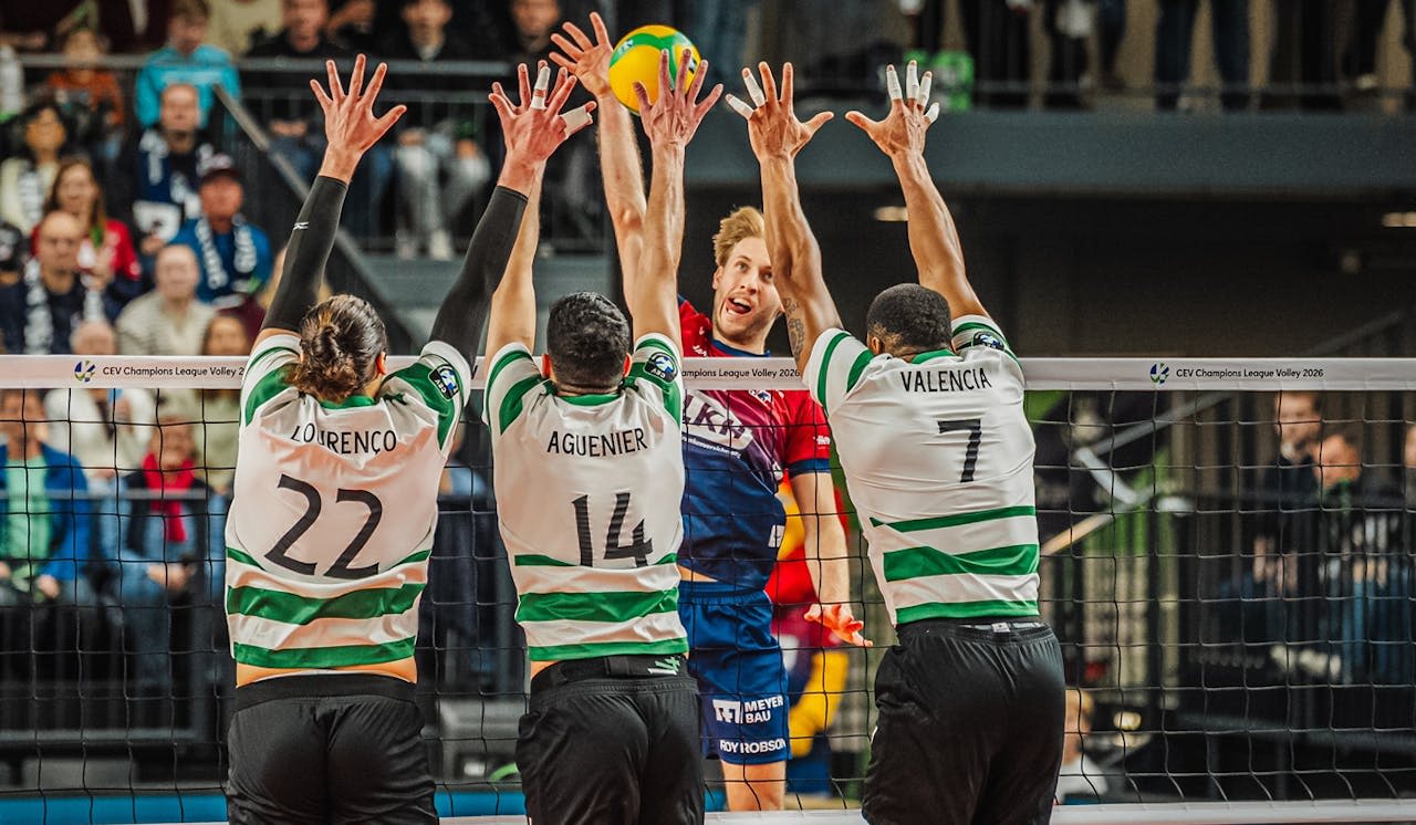 LüneHünen wollen die gute Ausgangsposition veredeln - Foto: SVG/Höfel