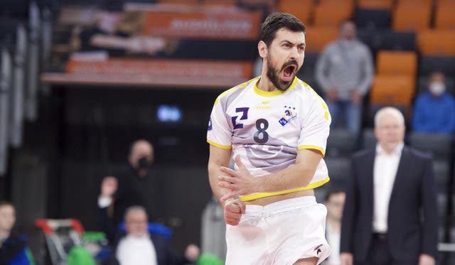 Der schönste Jubel der Liga: Nikola Pekovic verlängert am Bodensee Foto: Kram Der schönste Jubel der Liga: Nikola Pekovic verlängert am Bodensee - Foto: Kram
