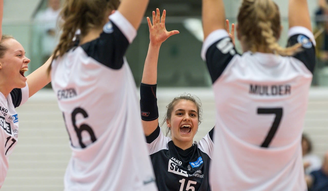 Mit Mia Kettner in die neue Saison Foto: SWE Volley Team (Sebastian Schmidt) Mit Mia Kettner in die neue Saison - Foto: SWE Volley Team (Sebastian Schmidt)