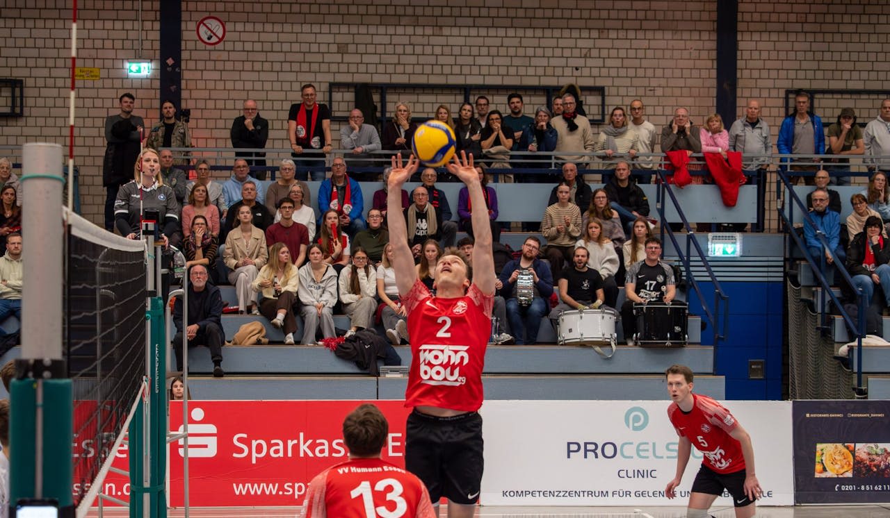 Das 3:1 gegen Kiel zementiert Platz drei - Foto:  Lukas Brockmann