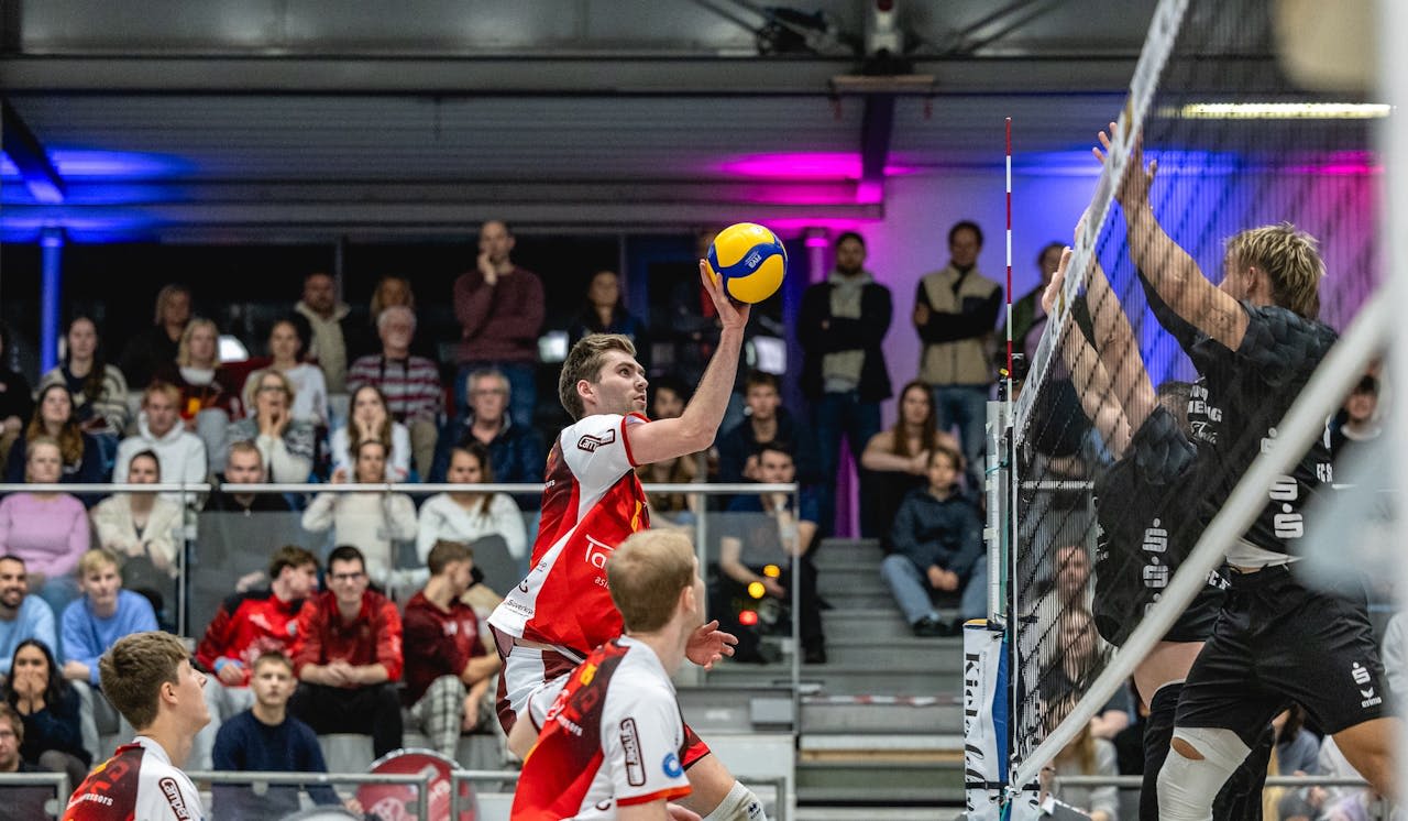 Kiel mit Rückenwind nach Essen - Foto:  japhotography
