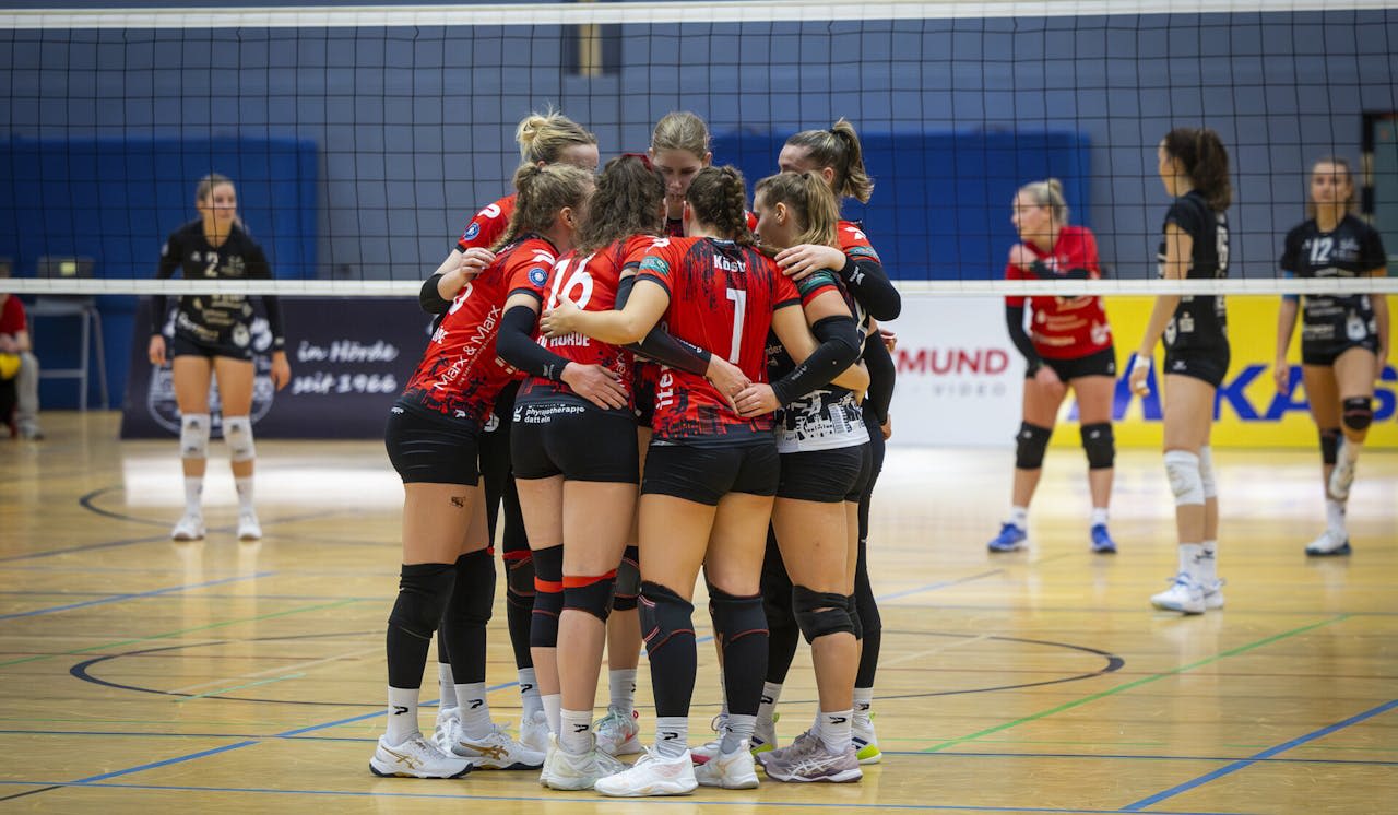 Hörde auf Punktejagd gegen den BW Dingden - Foto:  Christian Schwalm/ Arminius Mediengruppe