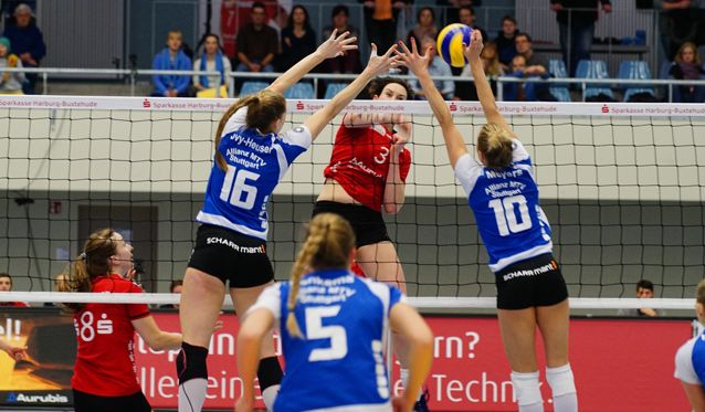VT Aurubis Hamburg nicht konstant genug gegen starke Stuttgarterinnen Foto: VT Aurubis Hamburg VT Aurubis Hamburg nicht konstant genug gegen starke Stuttgarterinnen - Foto: VT Aurubis Hamburg