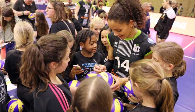 NaWaRo Straubing zu Gast bei den Ladies in Black - Foto: Ladies in Black Aachen\\ Andreas Steindl