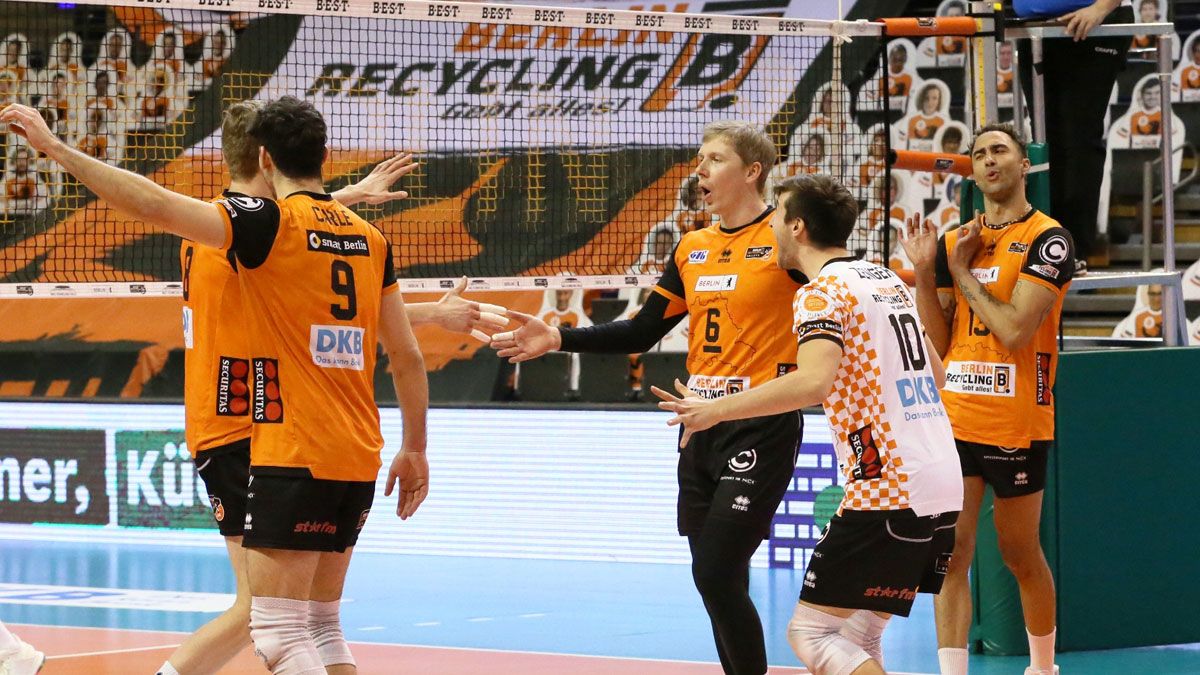 Revanche gegen die Bisons geglückt Foto: Eckhard Herfet Revanche gegen die Bisons geglückt - Foto: Eckhard Herfet