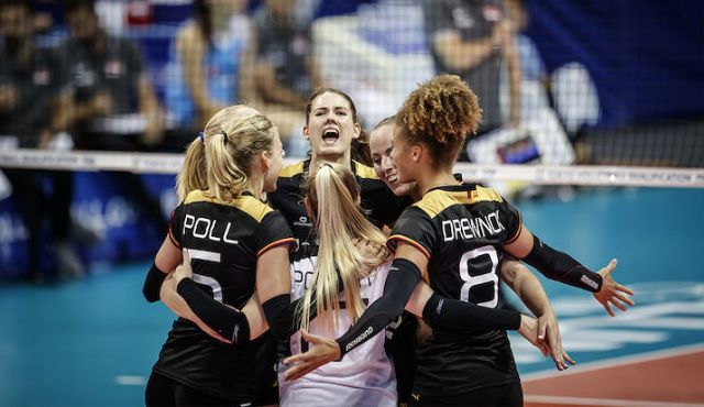 Schmetterlinge fliegen zum Sensationssieg - 3:2 vs. Russland Foto: Conny Kurth / DVV Schmetterlinge fliegen zum Sensationssieg - 3:2 vs. Russland - Foto: Conny Kurth / DVV