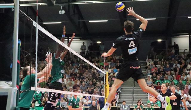 Mit Auftaktsieg in die neue Saison - Foto: : BR Volleys 