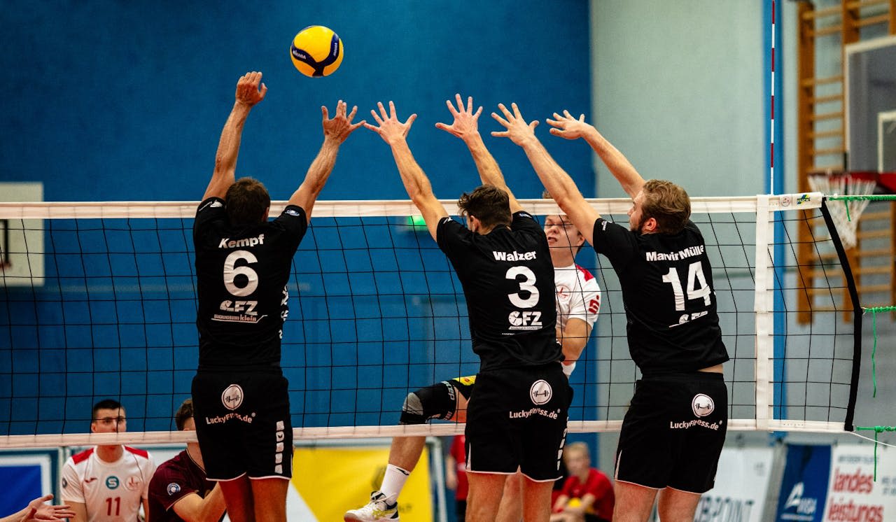 Tolle Moral nach 0:2 Foto: Hartmut Bösener Tolle Moral nach 0:2 - Foto: Hartmut Bösener