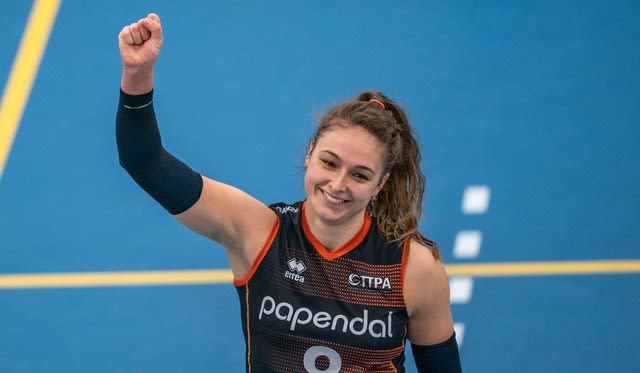 SC Potsdam sichert sich die Dienste von Nationalspielerin Savelkoel Foto: RHF/Ronald Hoogendoom SC Potsdam sichert sich die Dienste von Nationalspielerin Savelkoel - Foto: RHF/Ronald Hoogendoom