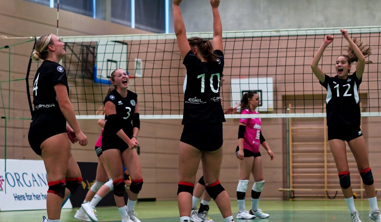 Erstes Rückspiel gegen VC Wiesbaden II Foto: Jessica Weber Erstes Rückspiel gegen VC Wiesbaden II - Foto: Jessica Weber