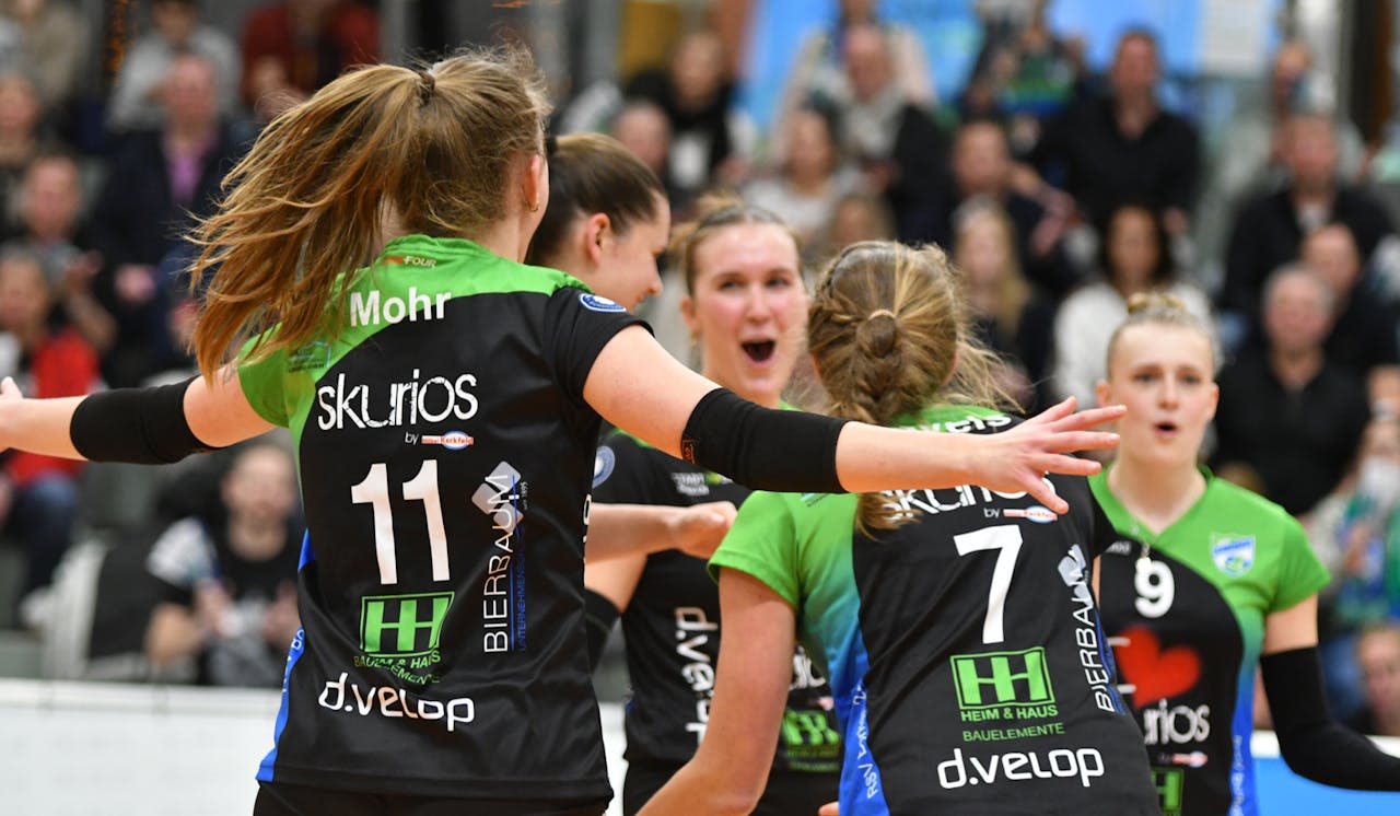 Lange Fahrt, aber klare Aufgabe in Erfurt - Foto:  Thomas Hacker