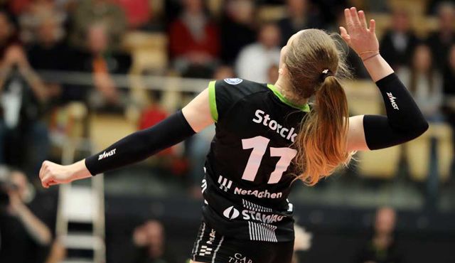 Aachen gewinnt verdient in Wiesbaden - Foto: Ladies in Black 