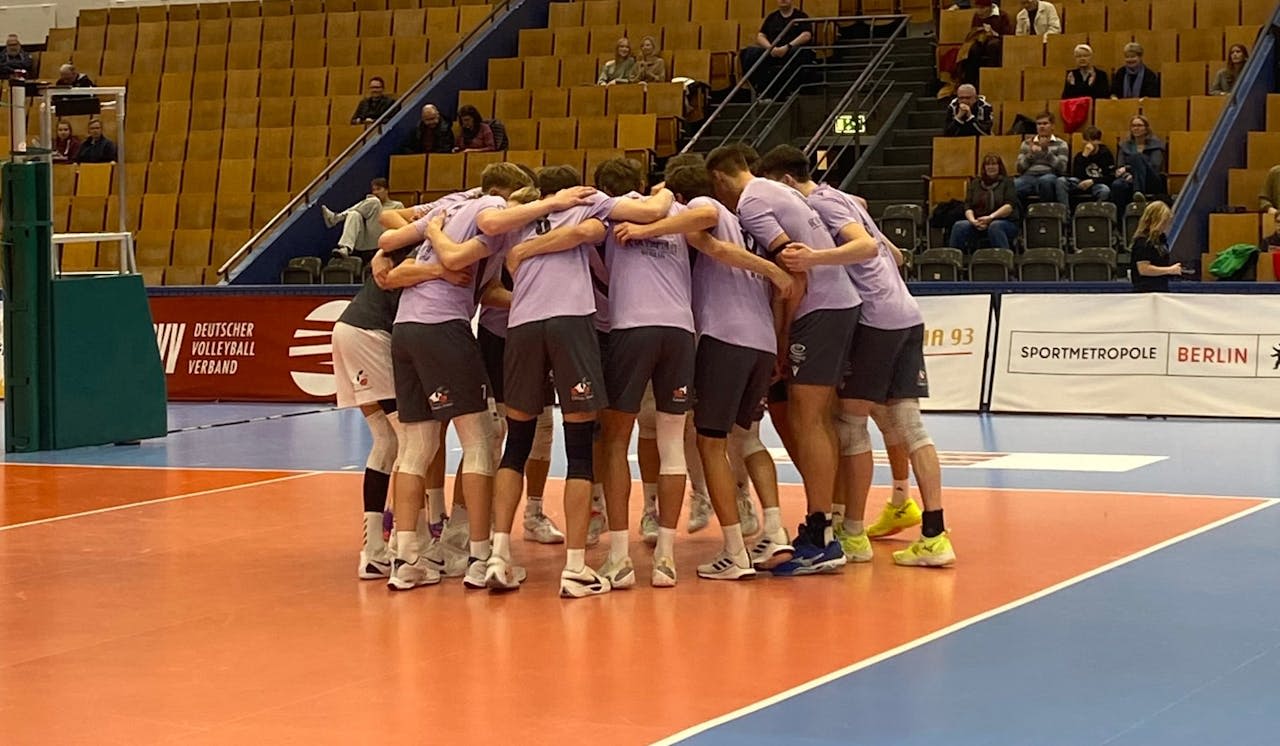 Berliner Talente fordern Topteam heraus - Foto:  Ann-Carolin Bartels