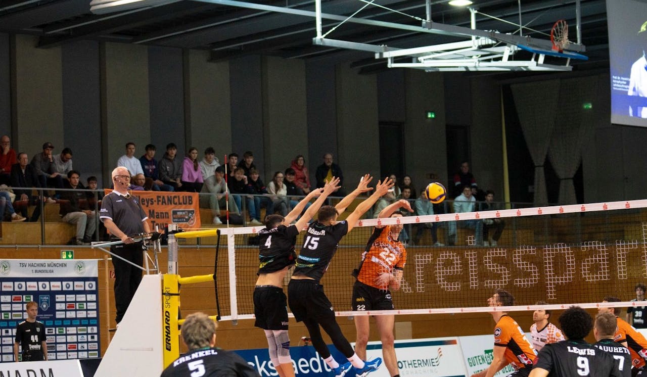 Hätte, sollte, wäre, könnte - Foto:  Alexander Petek