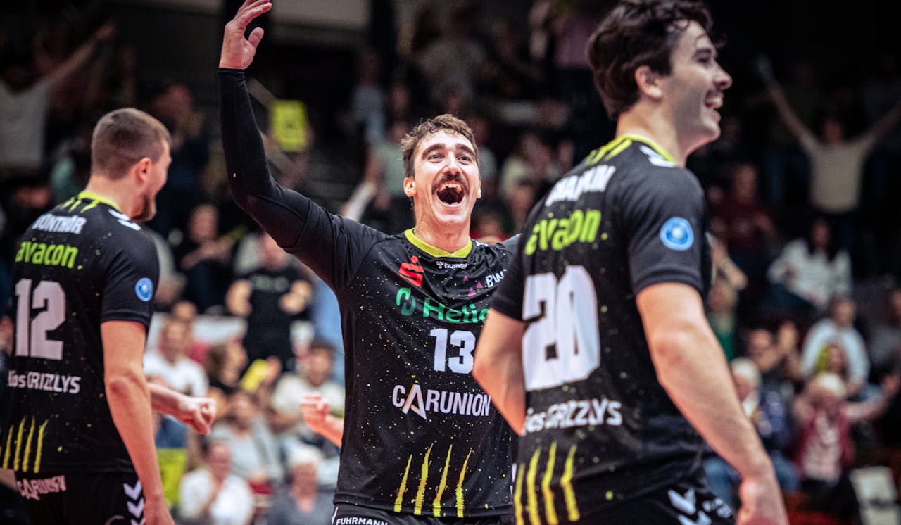 GRIZZLYS: Niedersachsenderby in Hildesheim - Foto:  Elisabeth Kloth