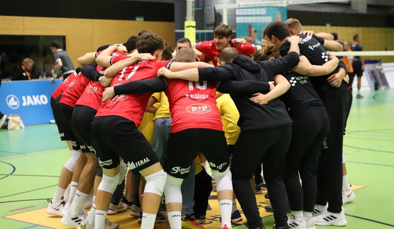 Mühldorf erkämpft sich zwei Punkte - Foto:  Ralf Hallmaier