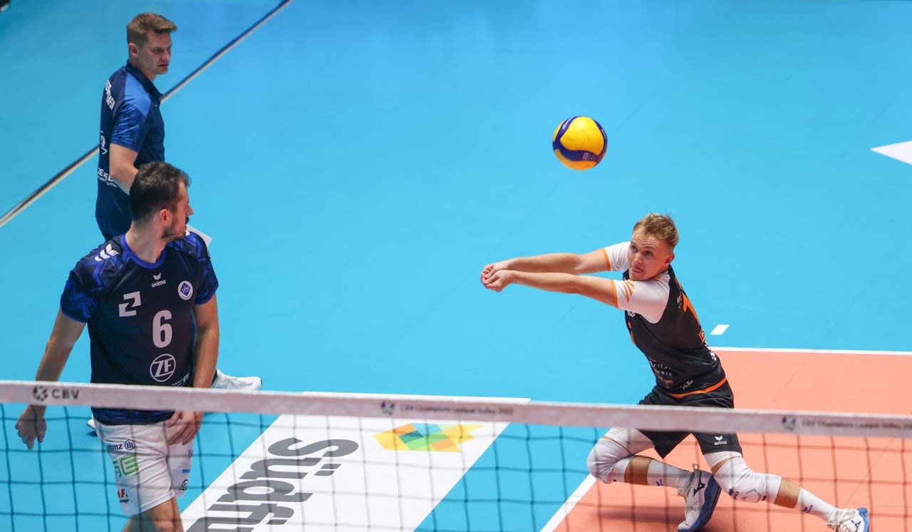 Hitzeschlacht in der SPACETECH ARENA - Foto:  Alexander Hoth