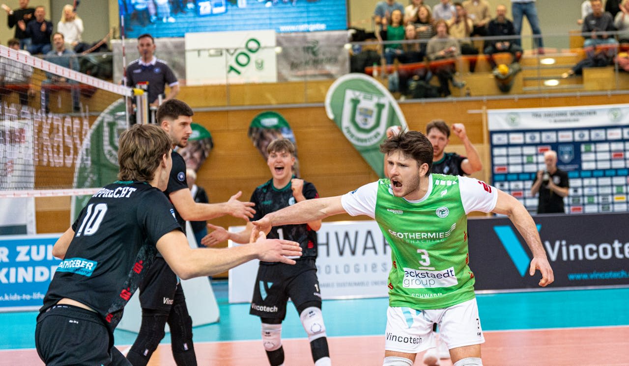 Schon wieder Derby-Time - Foto:  Alexander Petek