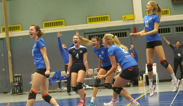 Erfolgreiche Zweitliga-Saison geht zu Ende: VC Wiesbaden mit letztem Auswärtsspiel in Stuttgart Foto: Detlef Gottwald Erfolgreiche Zweitliga-Saison geht zu Ende: VC Wiesbaden mit letztem Auswärtsspiel in Stuttgart - Foto: Detlef Gottwald