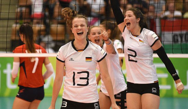 Flitzpiepen spielen um Platz 5 Foto: CEV Flitzpiepen spielen um Platz 5 - Foto: CEV