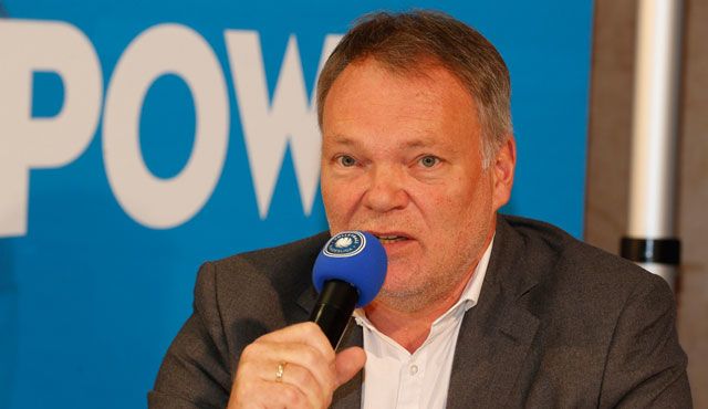 Lizenzerteilung schreitet voran Foto: Photo Wende Lizenzerteilung schreitet voran - Foto: Photo Wende