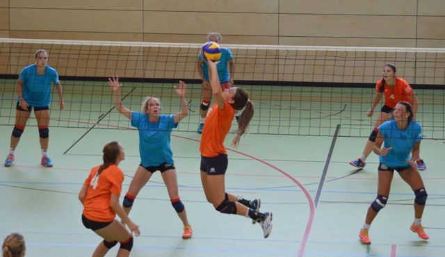 Derbykracher zum Auftakt für NawaRo Straubing im Allgäu Foto: Müller Derbykracher zum Auftakt für NawaRo Straubing im Allgäu - Foto: Müller