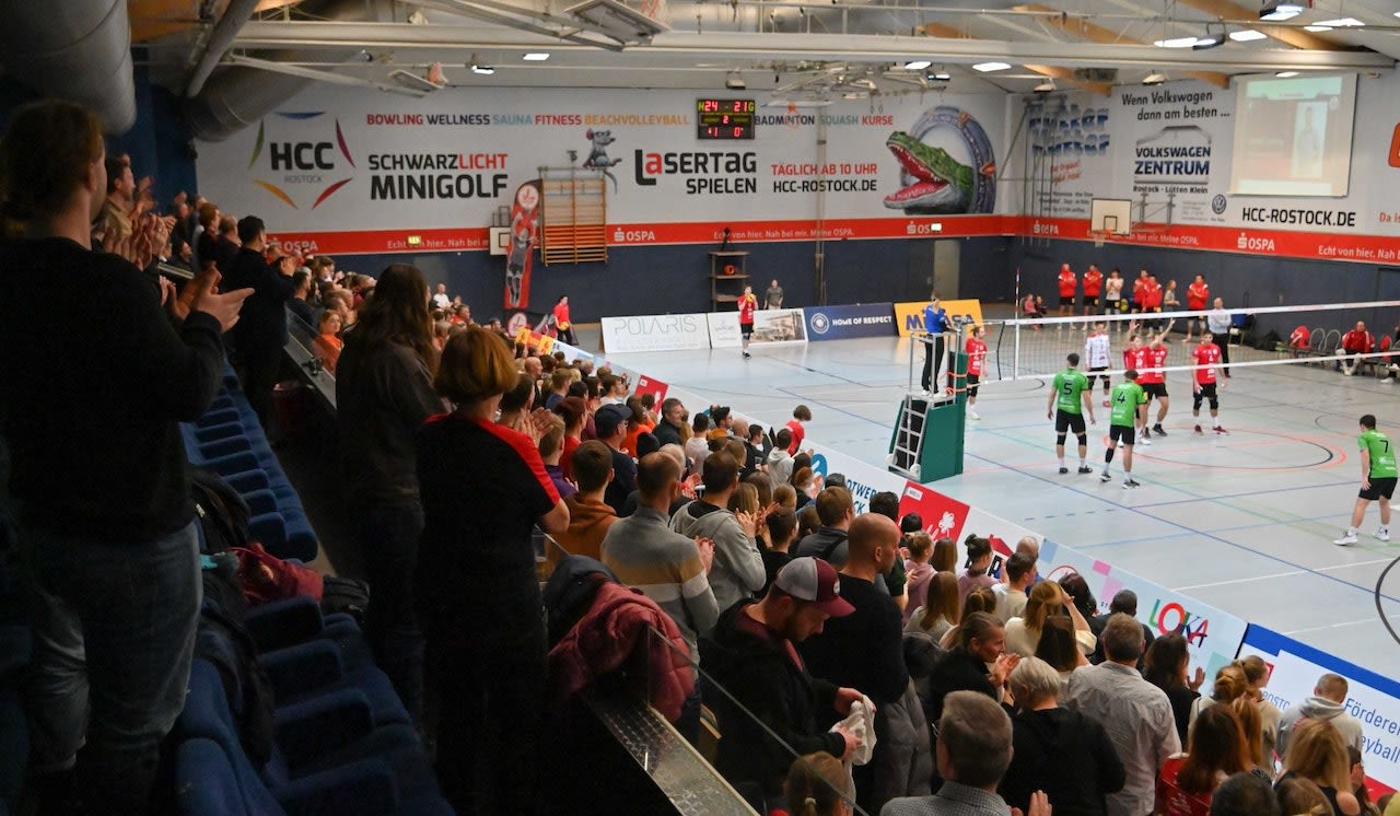 FC Schüttorf 09 zu Gast im Norden. - Foto:  SVW (A. Bach)