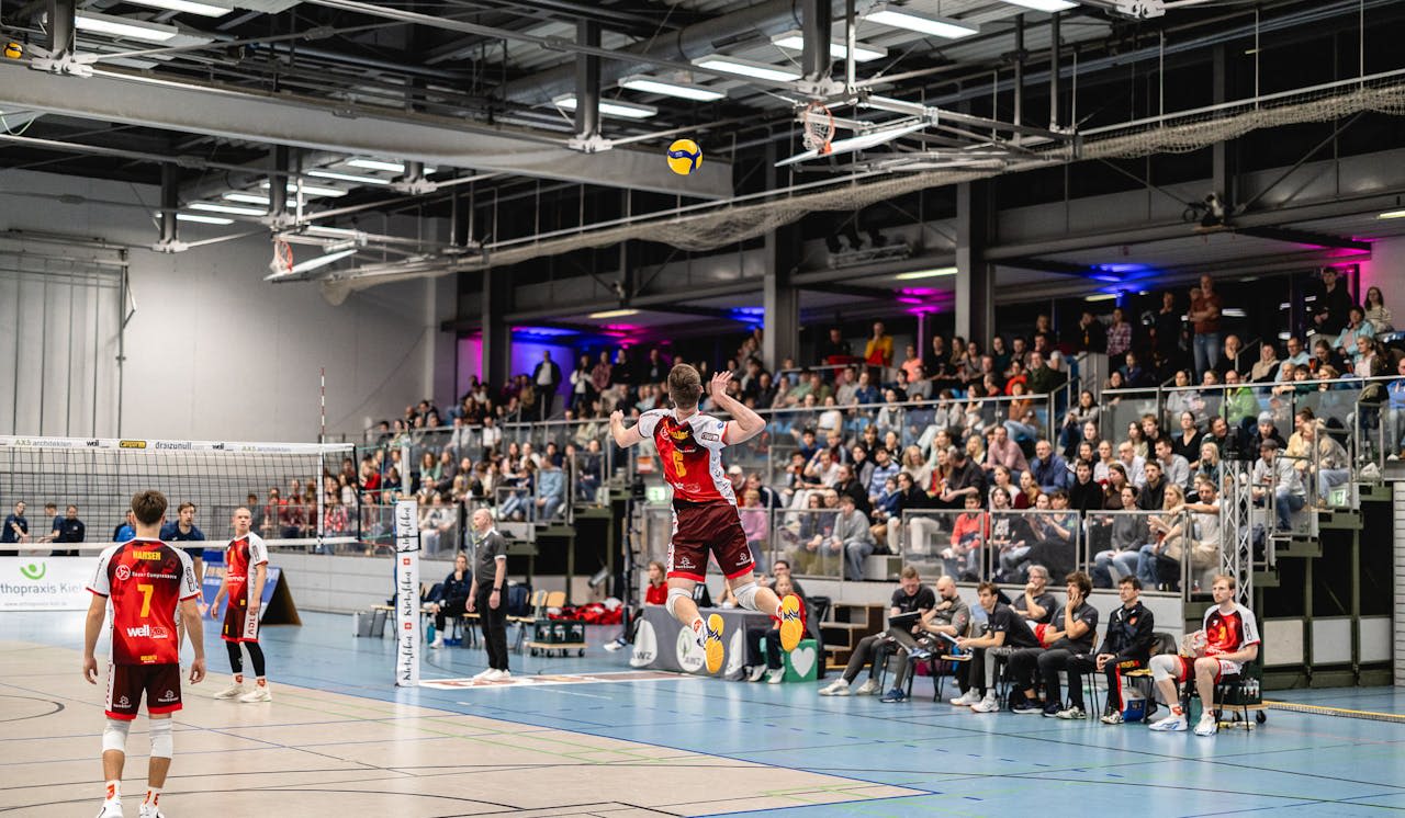 Kiel gewinnt ohne Taschenspielertricks - Foto:  japhotography