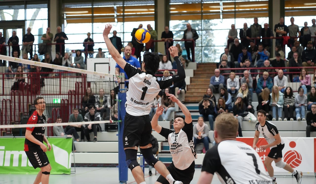 FC 09 feiert 3:2-Sieg Foto: Hinnerk Schröer FC 09 feiert 3:2-Sieg - Foto: Hinnerk Schröer