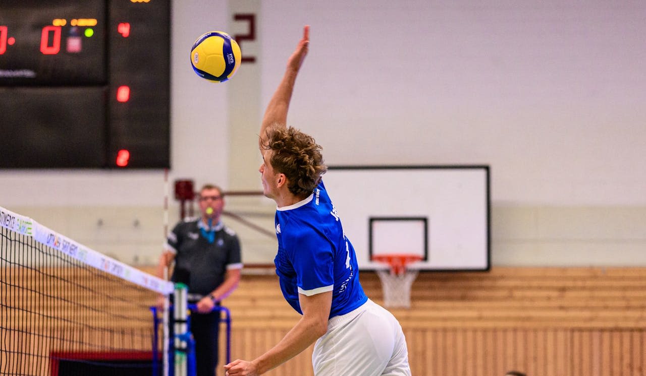 Blue Volleys zu Gast beim SV Schwaig - Foto:  VC Gotha