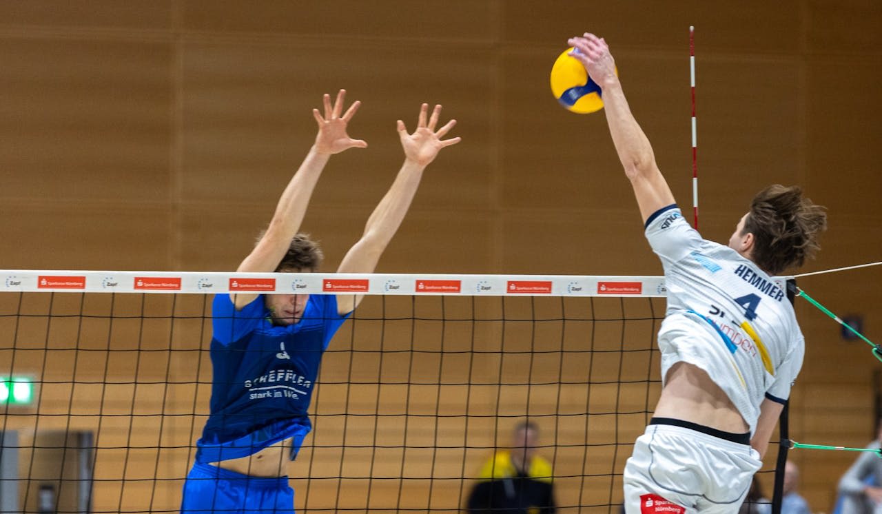 Mühldorf zu Gast in der Gelben Halle - Foto:  Güner Santemiz