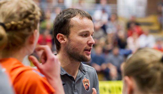 Wege von NawaRo Straubing und Trainer Andreas Urmann trennen sich nach Saisonende - Foto: Harry Schindler