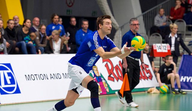 Große Namen in der ZF Arena - Foto: Günter Kram