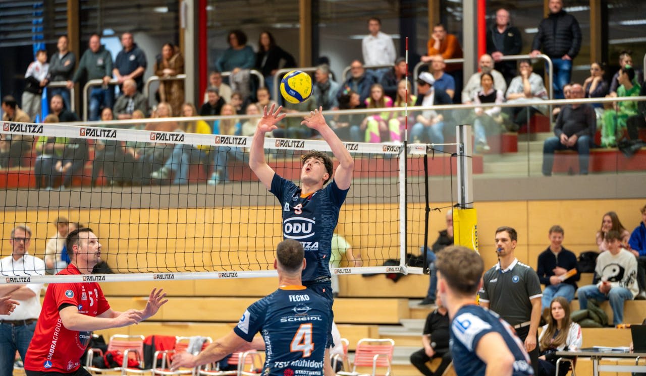 TSV Mühldorf besiegt Eltmann 3:1 Foto: Matthias Hergenhan TSV Mühldorf besiegt Eltmann 3:1 - Foto: Matthias Hergenhan