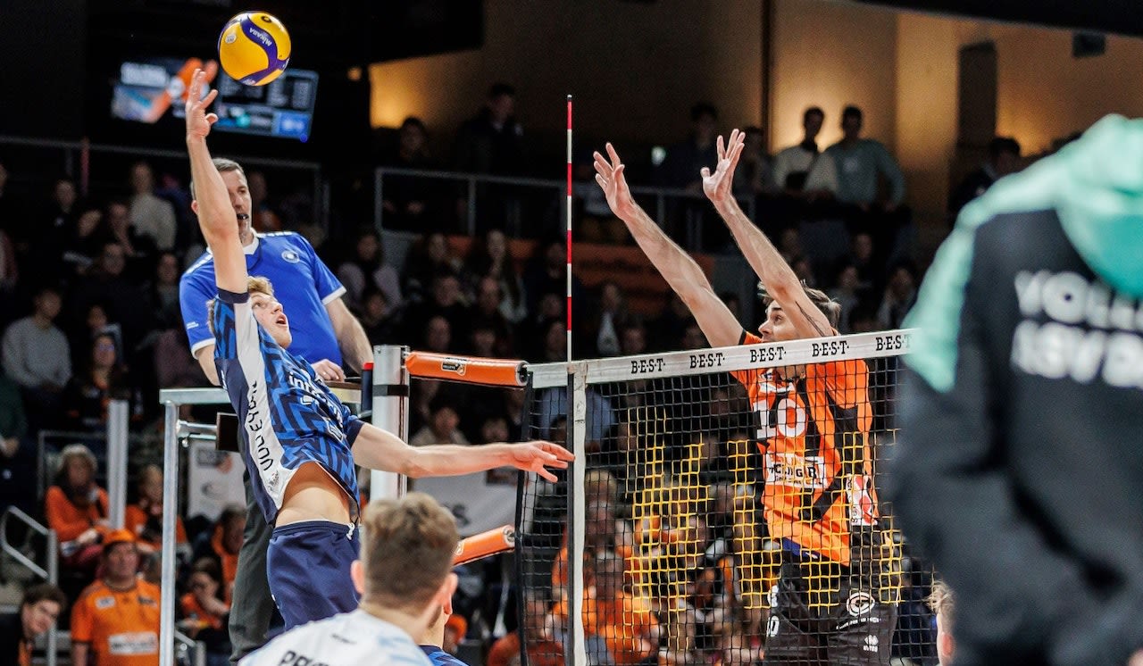 Finale eines Volleyball-Marathons - Foto:  