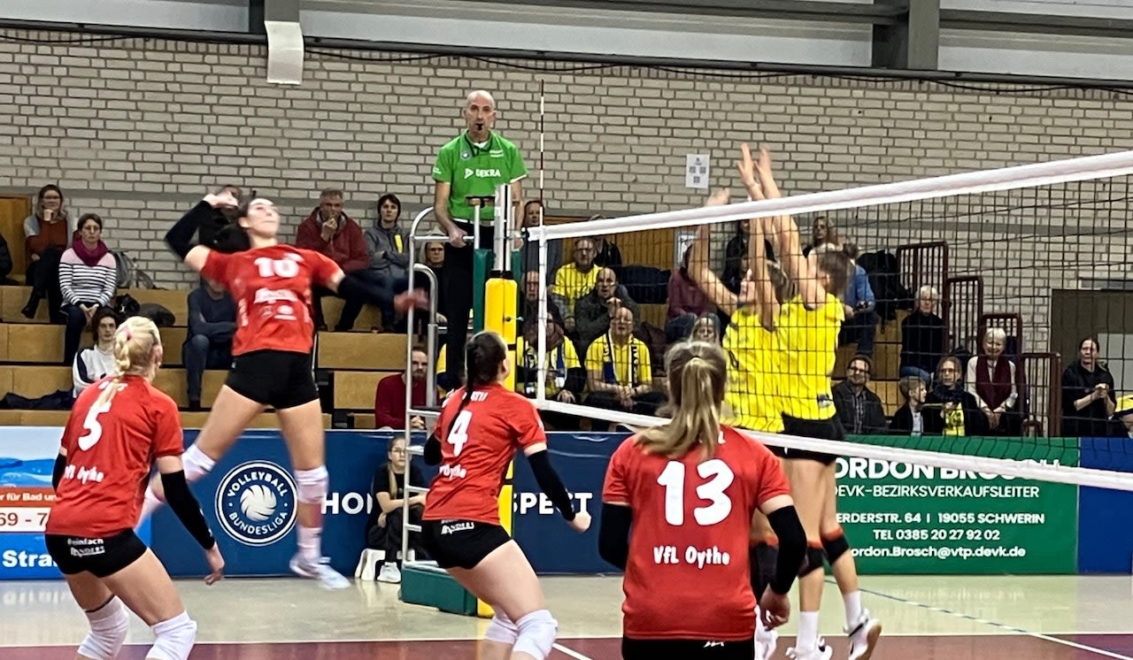 Saisonfinale: VfL Oythe ./. Schwerin II Foto: VfL Oythe Saisonfinale: VfL Oythe ./. Schwerin II - Foto: VfL Oythe