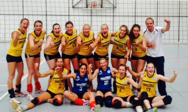 Frauenteam der DSHS Köln ist Deutscher Hochschulmeister 2015 im Volleyball Foto: DSHS Köln Frauenteam der DSHS Köln ist Deutscher Hochschulmeister 2015 im Volleyball - Foto: DSHS Köln