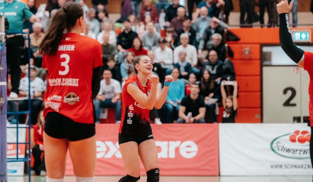 Offenburg gewinnt 3:0 gegen SSC Freisen - Foto:  Pascal Bähr / VC Offenburg