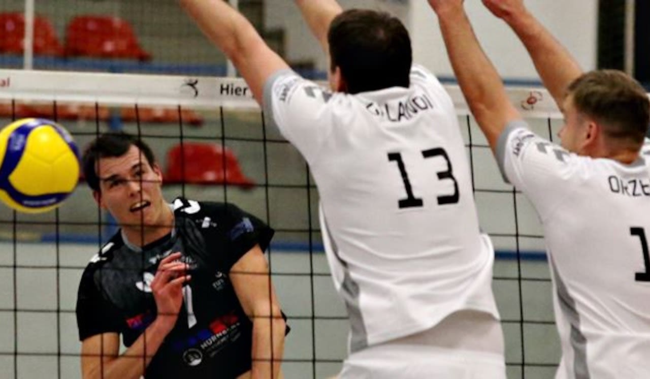 Mondorf empfängt Neustrelitz am 28.01.2023 - Foto:  Rotkäppchen