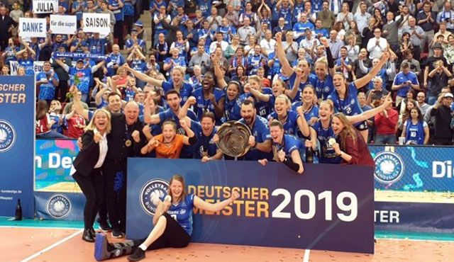 Stuttgarter Meisterklasse: Erster Titel im fünften Anlauf Foto: VBL Stuttgarter Meisterklasse: Erster Titel im fünften Anlauf - Foto: VBL