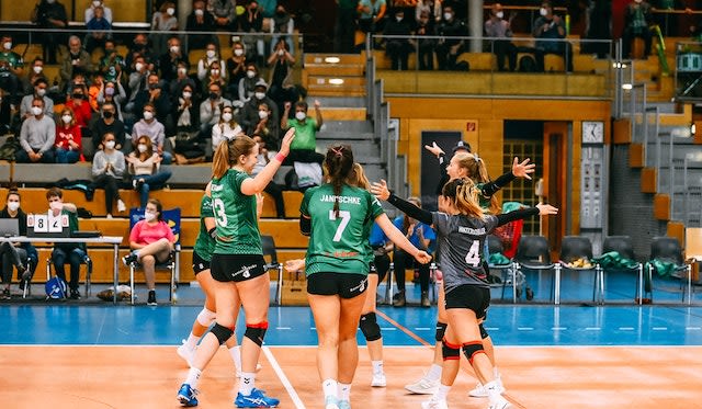 Erster Spieltag in der 2.Bundesliga Süd Foto: Günther Wolf Erster Spieltag in der 2.Bundesliga Süd - Foto: Günther Wolf