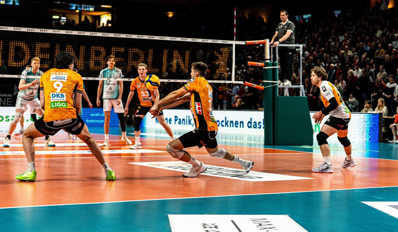 Kessel und die Grizzlys kommen - Foto: Niklas Köppen