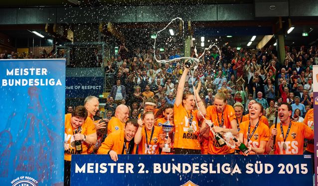 NawaRo beendet perfekte Saison mit souveränem Heimsieg gegen den VV Grimma Foto: German Popp NawaRo beendet perfekte Saison mit souveränem Heimsieg gegen den VV Grimma - Foto: German Popp