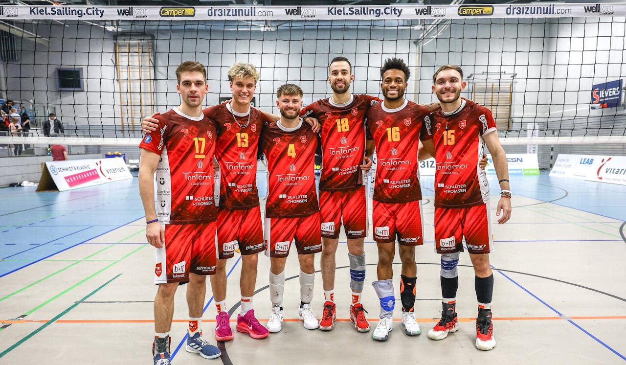 Kiel beendet Saison mit Sieg und Tränen - Foto:  japhotography