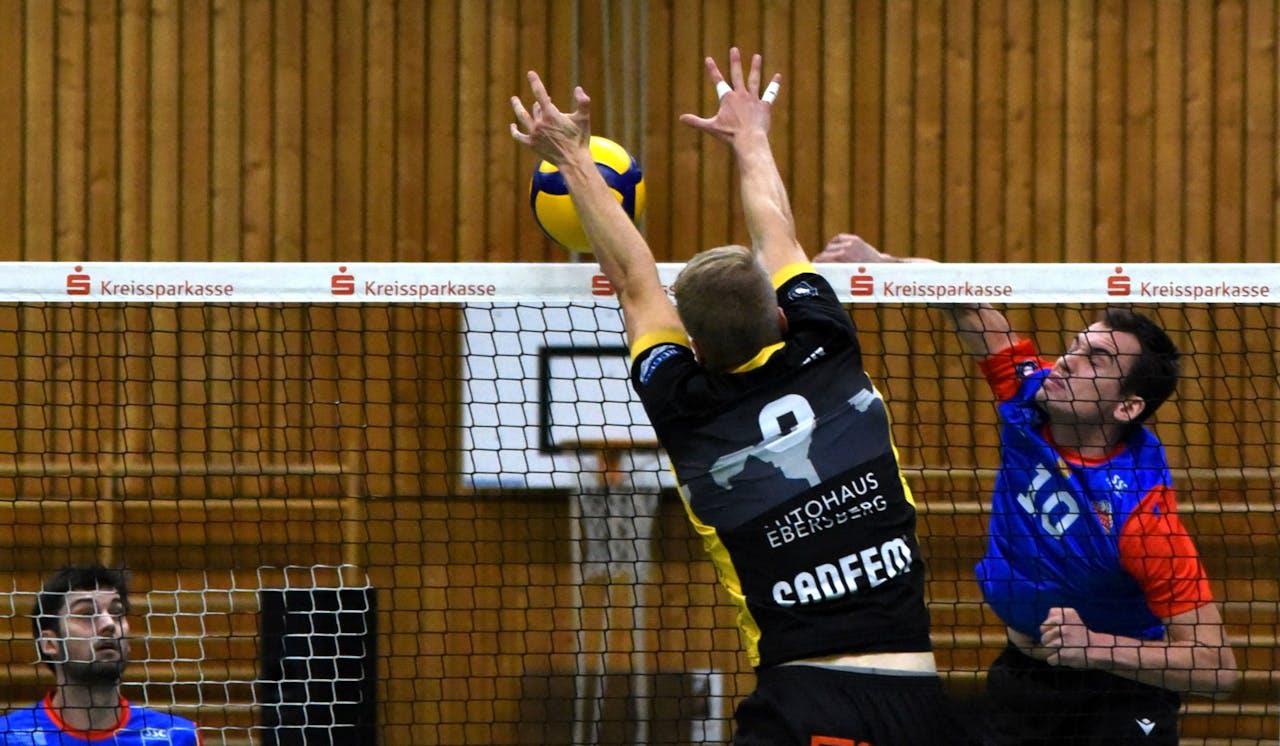 Grafing holt einen Punkt in Karlsruhe - Foto:  TSV Grafing Abtlg. Volleyball